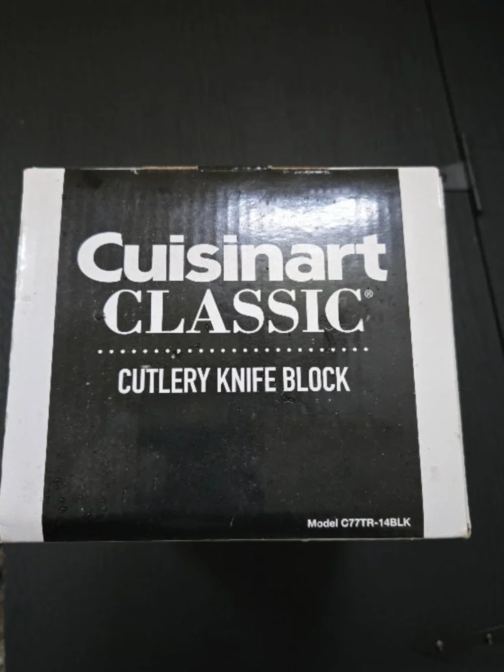 New in box Natural wood Cuisinart Cutlery Knife Block.